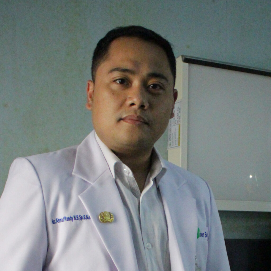 dr. Ahmad Randy Nurhadi Bakri, Sp. B